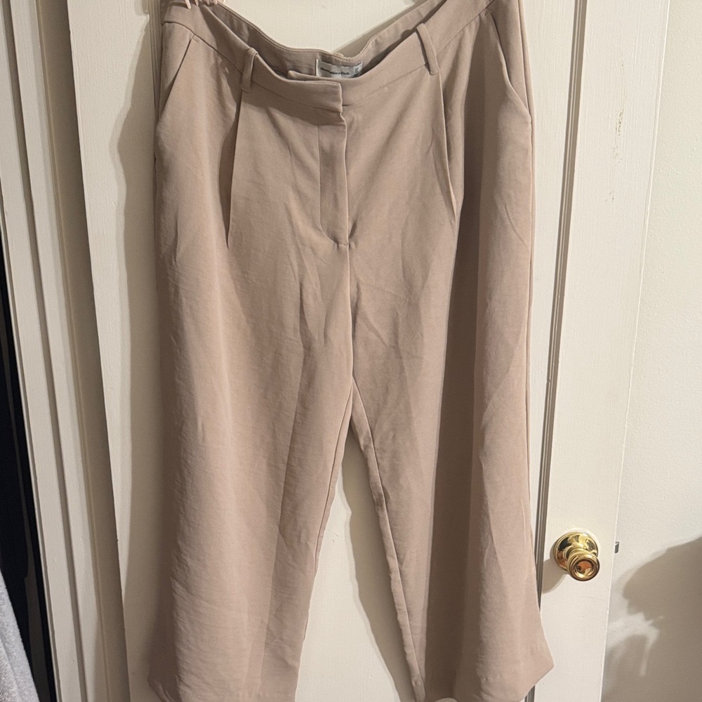 Abercrombie & Fitch Beige Pants